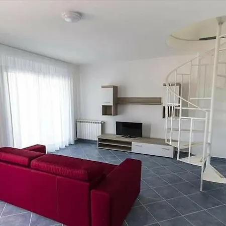 Tico Tico, Casa Con Piscina A Due Passi Dal Mare San Leone