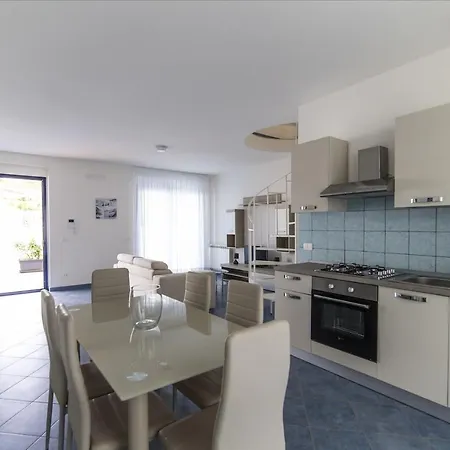 Ferienhaus Tico Tico, Casa Con Piscina A Due Passi Dal Mare