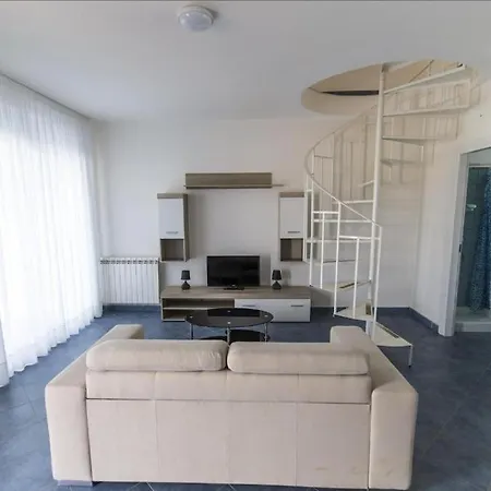 Tico Tico, Casa Con Piscina A Due Passi Dal Mare