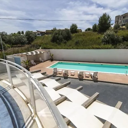 Tico Tico, Casa Con Piscina A Due Passi Dal Mare Semesterbostad San Leone