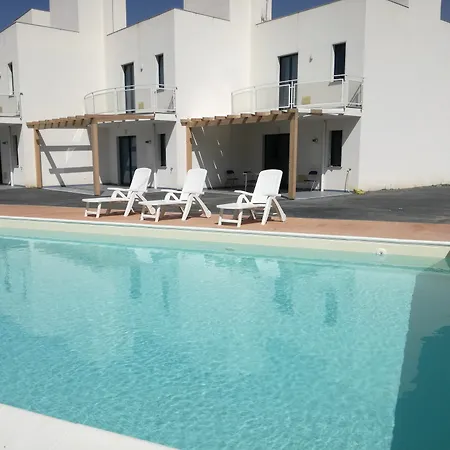 Tico Tico, Casa Con Piscina A Due Passi Dal Mare